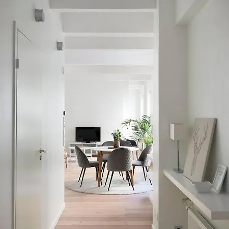 Appartement 2ndhomes Loft With & Balcony By The White Church Helsinki